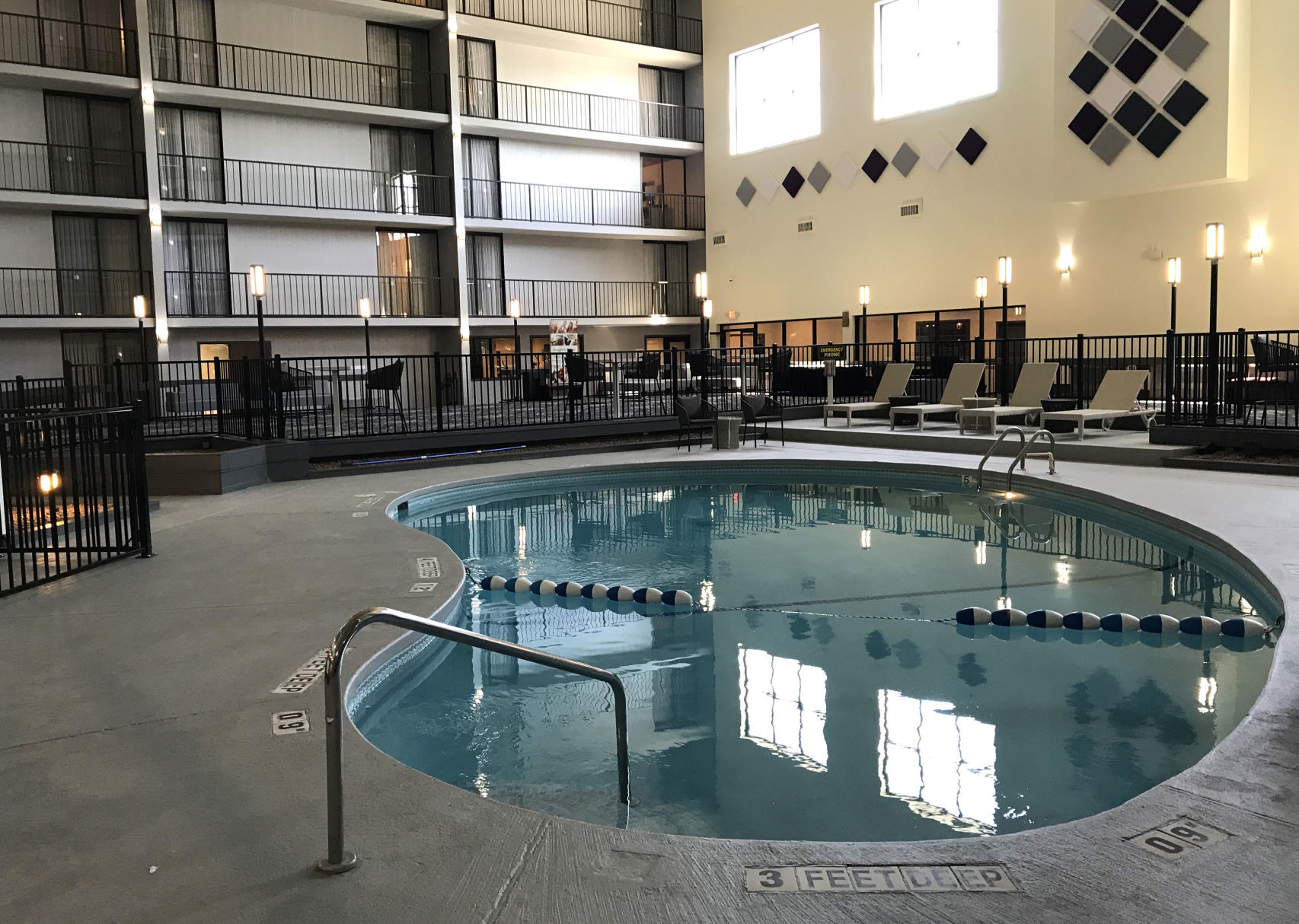 Holiday Inn 2